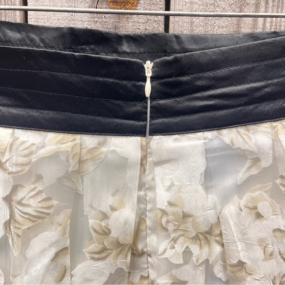 Imperfect NWT Ryu skirt mesh overlay pleated cocktail skirt small medium? white - Picture 5 of 16